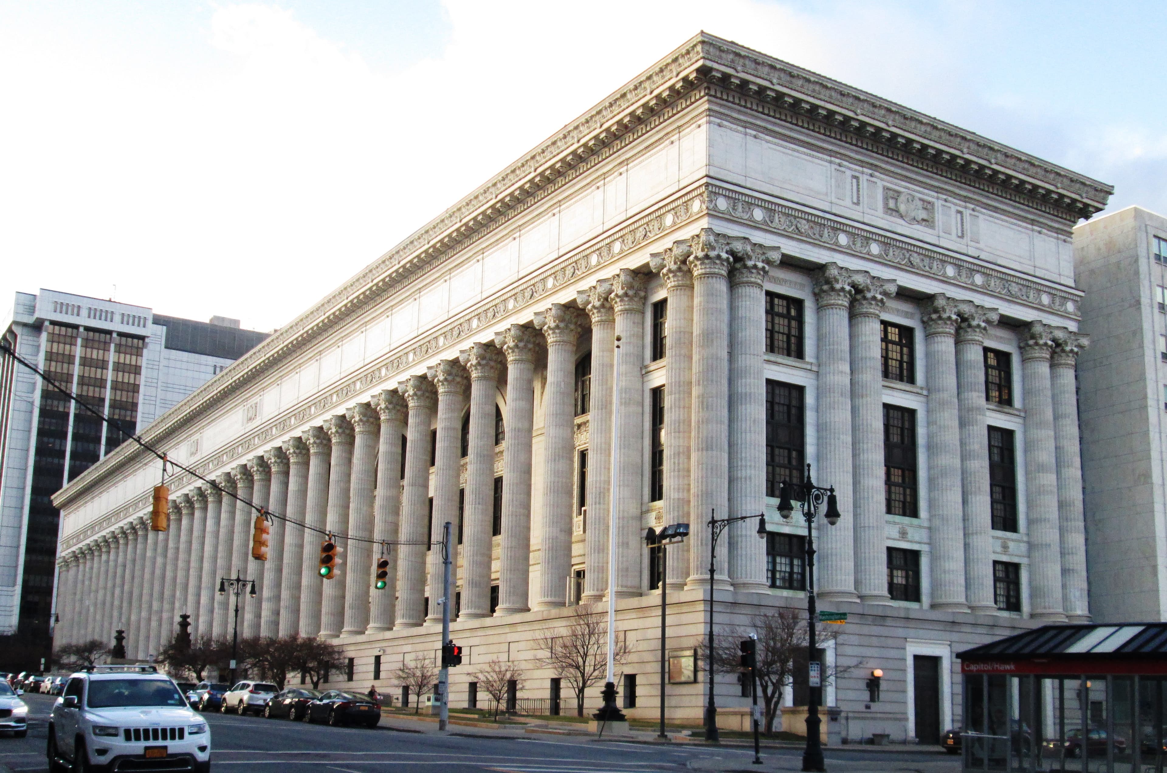 The New York State Education Building in Albany, a Beaux-Arts building with a long row of Corinthian columns.